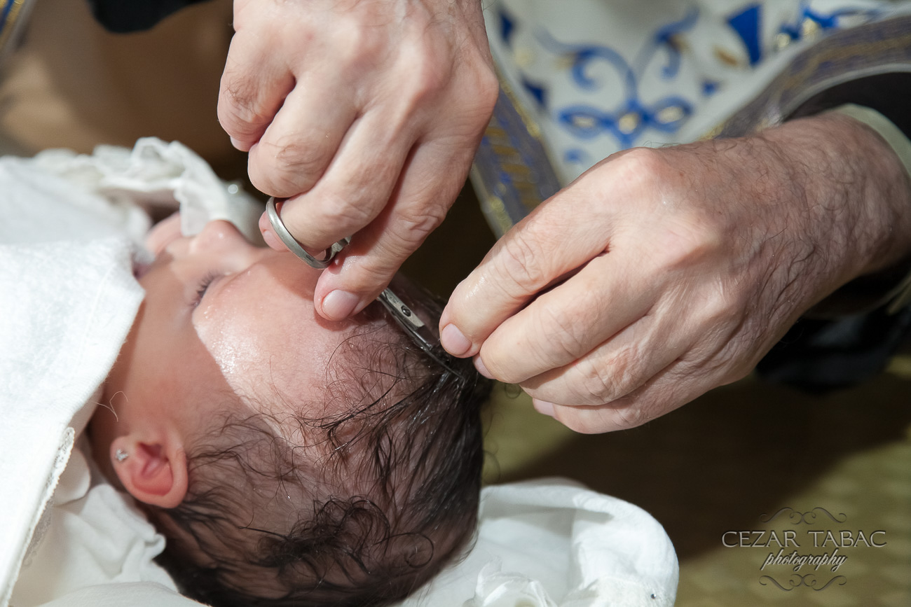 Botez Rebecca Anastasia — De la Pregătiri la Petrecere - Cadrul 23 fotograf botez Cezar Tabac Bucuresti
