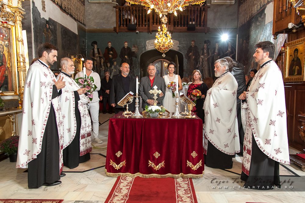 Cununia lui Mădălin Voicu cu Carmen Olteanu - Cadrul 19 fotograf Cezar Tabac București