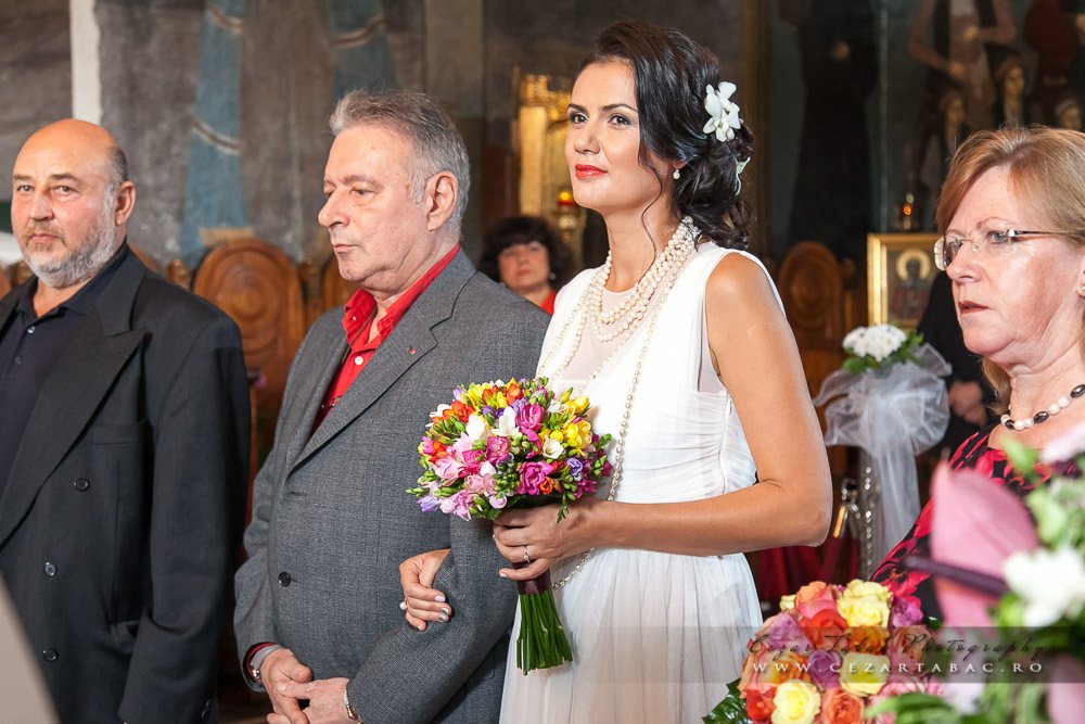 Cununia lui Mădălin Voicu cu Carmen Olteanu - Cadrul 21 fotograf Cezar Tabac București