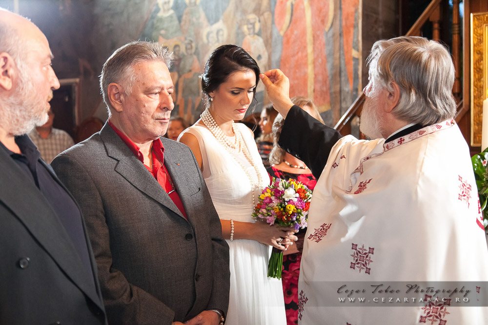 Cununia lui Mădălin Voicu cu Carmen Olteanu - Cadrul 23 fotograf Cezar Tabac București