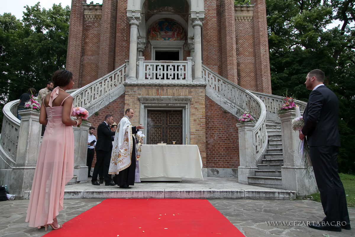 Nuntă Plină de Emoție Cristi & Ana — De la Pregătiri la Petrecere - Cadrul 21 fotograf Cezar Tabac București