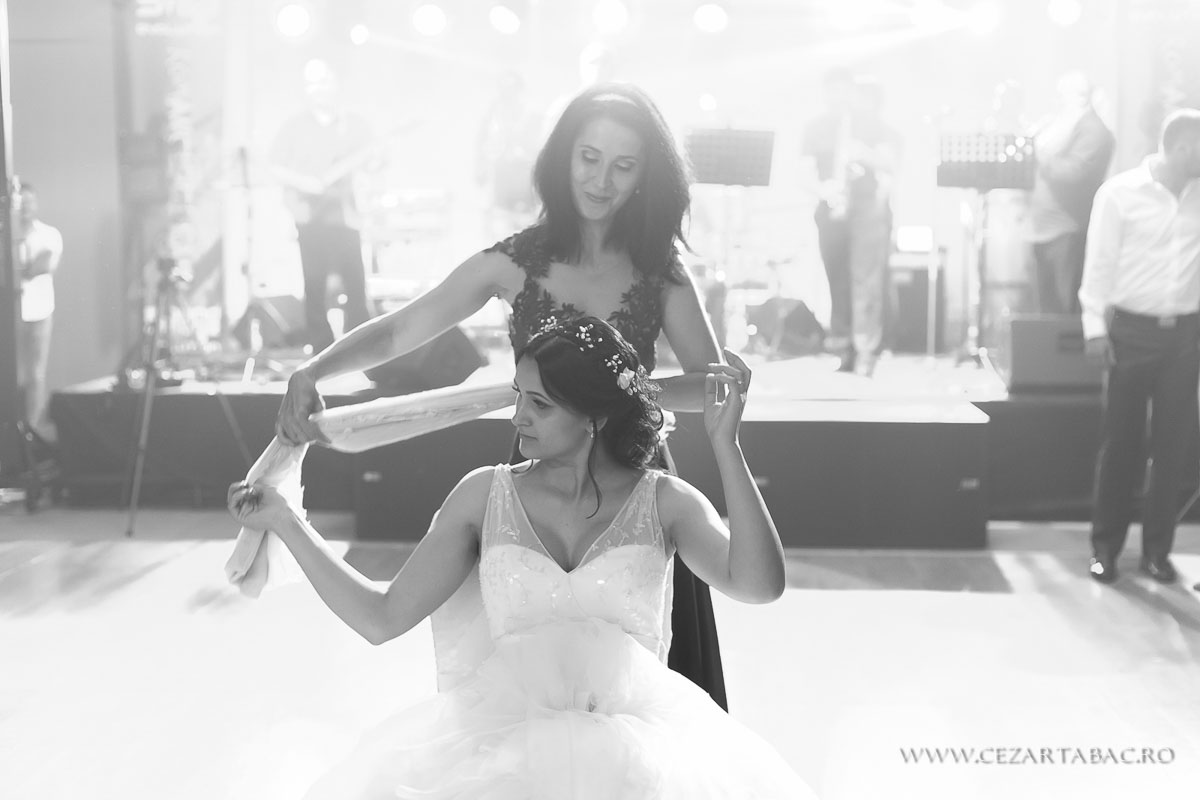 Nuntă Plină de Emoție Cristi & Ana — De la Pregătiri la Petrecere - Cadrul 31 fotograf Cezar Tabac București