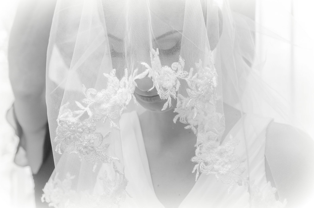 Nuntă Autentică Cristi & Mona — București - Cadrul 6 fotograf Cezar Tabac București