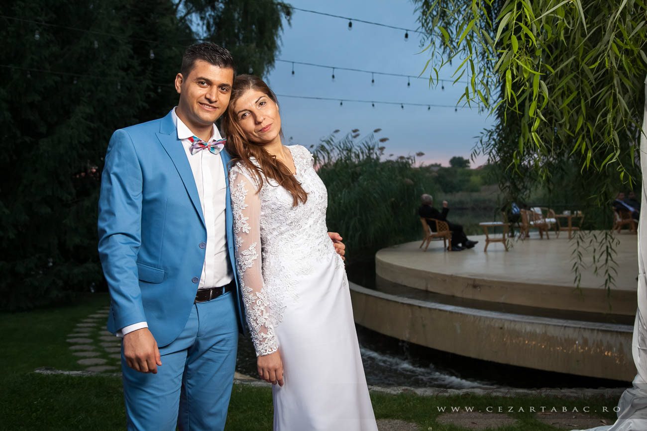 Nuntă Completă Mirela & Liviu — De la Pregătiri la Petrecere - Cadrul 1 fotograf Cezar Tabac București