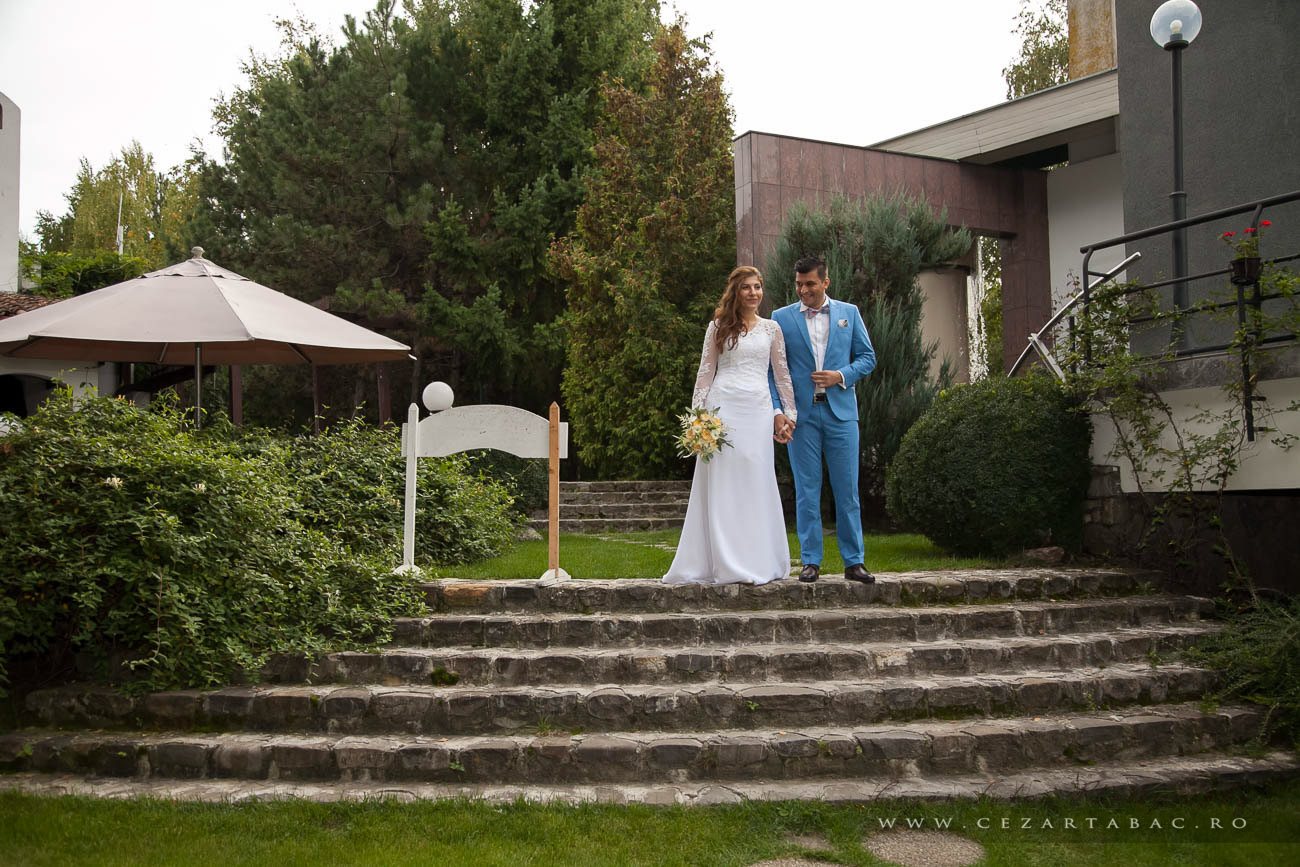 Nuntă Completă Mirela & Liviu — De la Pregătiri la Petrecere - Cadrul 12 fotograf Cezar Tabac București